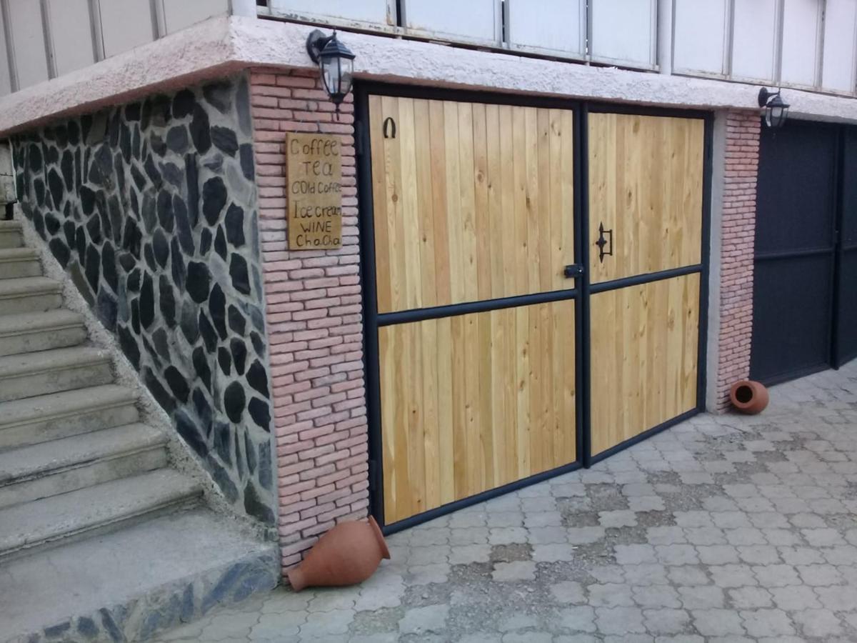 Guesthouse Giorgi Telawi Exterior foto